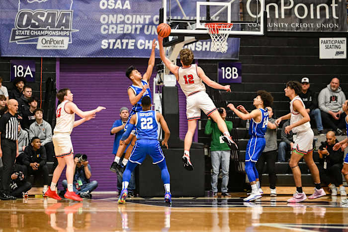 Lincoln Gresham 6A Oregon boys basketball quarterfinal Naji Saker -9